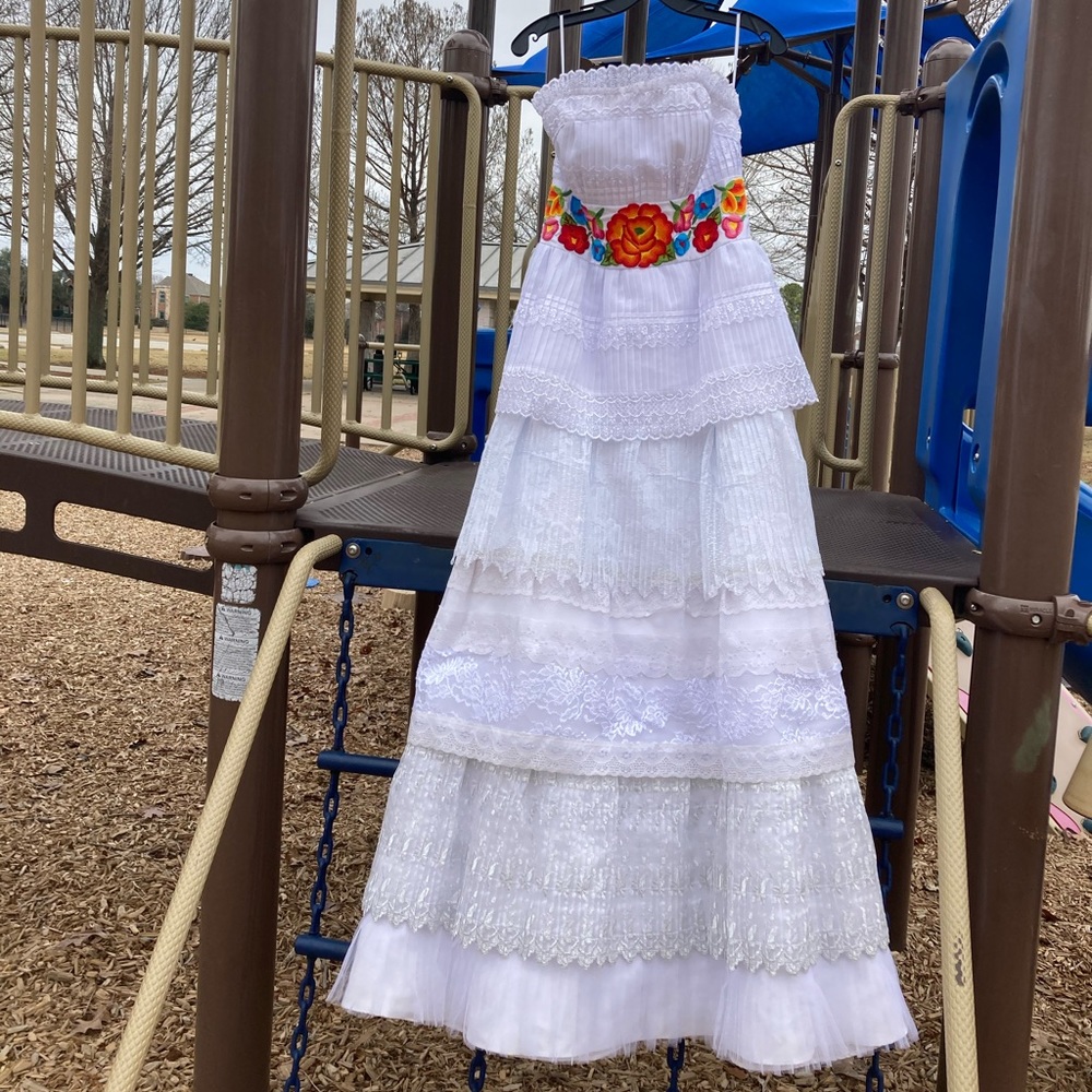 TEHUANA WEDDING DRESS.